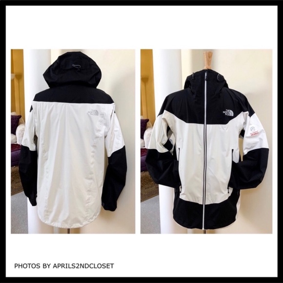 THE NORTH FACE HOODED WATERPROOF RAIN JACKET A2C - Picture 3 of 8